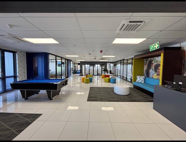1,429M² OFFICE TO LET IN TYGER VALLEY